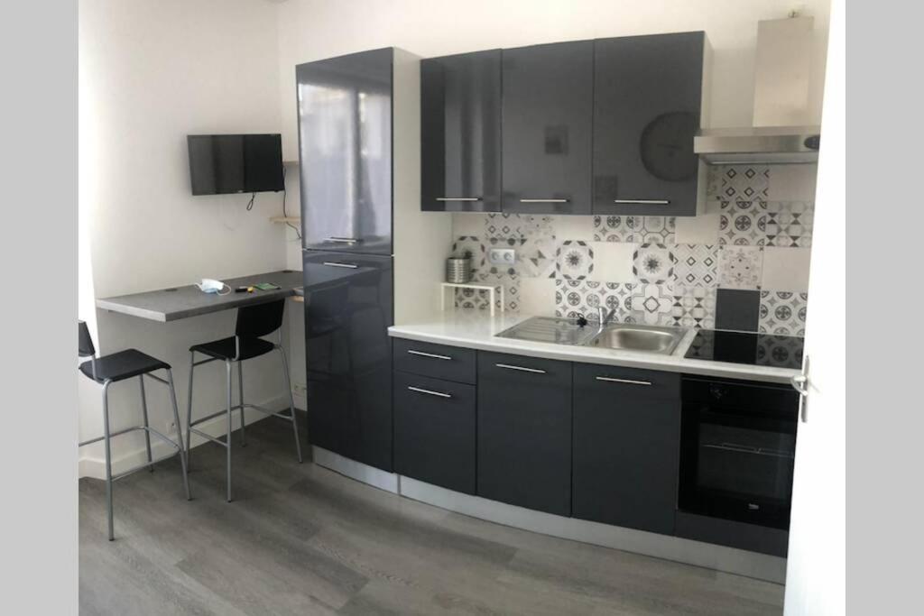 Yannadal/Studio Cosy Avec Vraie Cuisine A Recouvrance/ Proche Tram/Bus Et Proximite Avec L'Arsenal Leilighet Brest Eksteriør bilde